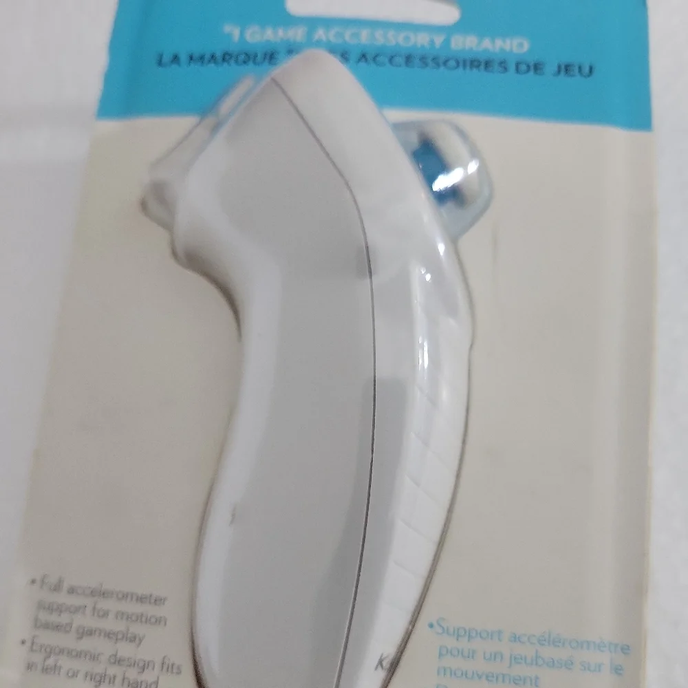 NWOT Kyoko Kama NunChuck Control ‎ For Nintendo WII